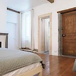 Casa Champgil Hostel